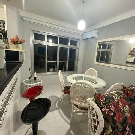 Apartamento Enseada グァルジャー エクステリア 写真
