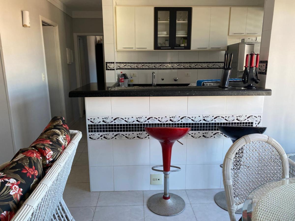 Apartamento Enseada グァルジャー エクステリア 写真